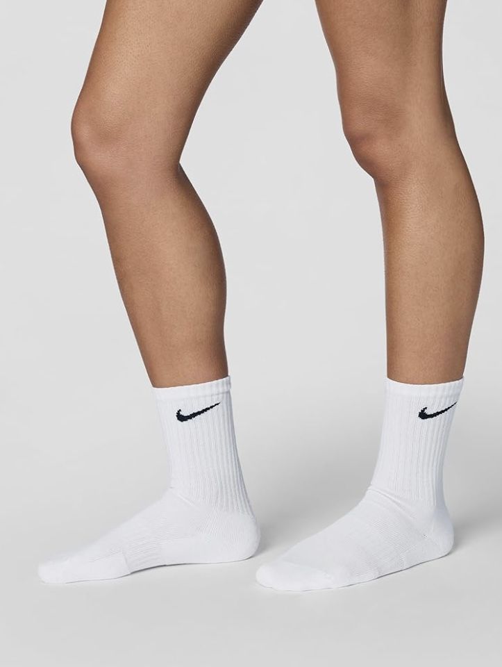 MEDIAS NIKE
